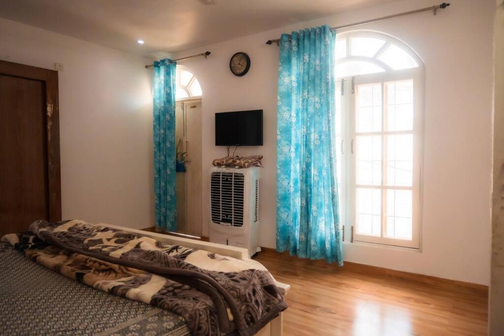 Blue Door Villa By Homeyhuts Rajpur Екстер'єр фото